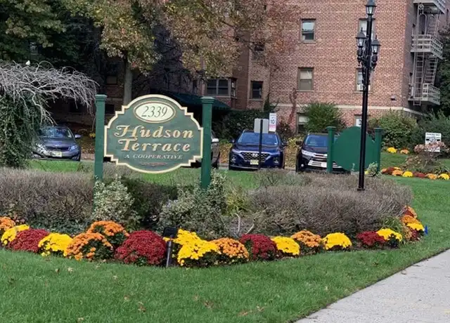 Property at 2339 Hudson Ter Unit C3, Fort Lee, NJ, 07024, 1 bed, 1 bath, [object Object]