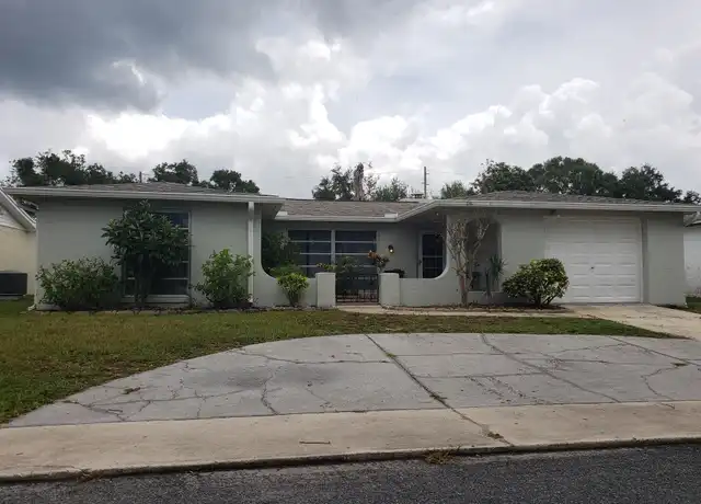 Property at 10030 Glen Moor Ln, Port Richey, FL, 34668, 2 beds, 2 baths, [object Object]