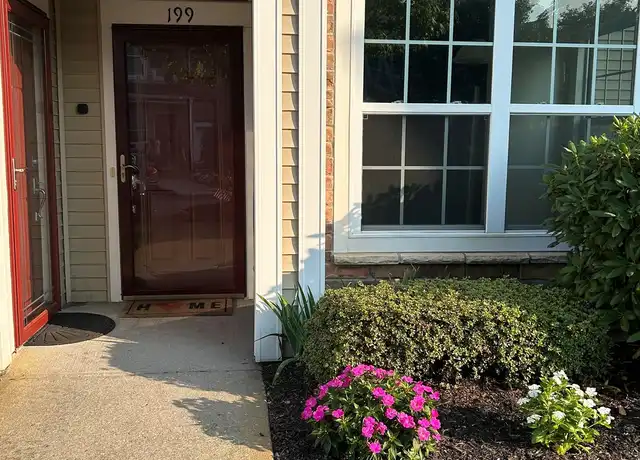 Property at 199 Somerset Dr, Massapequa, NY, 11758, 2 beds, 2 baths, [object Object]