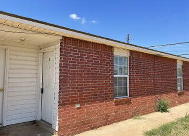 Property at 1512 82nd St Unit B, Lubbock, TX, 79423, 2 beds, 1 bath, [object Object]
