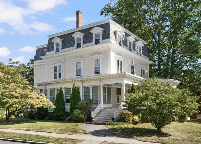 Property at 41 Arlington Ave Apt B, Providence, RI, 02906, 2 beds, 2 baths, [object Object]