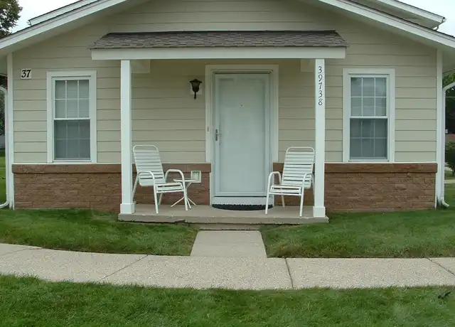 Property at 39738 Village Wood Cir, Novi, MI, 48375, 2 beds, 1 bath, [object Object]