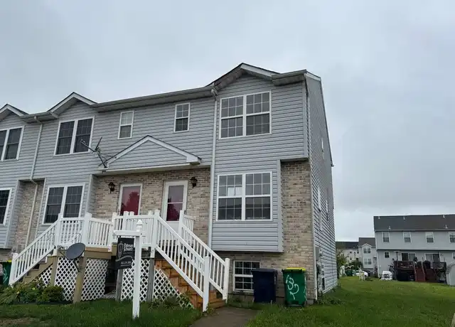Property at 132 Rosie Dr, Middletown, DE, 19709, 2 beds, 2.5 baths, [object Object]