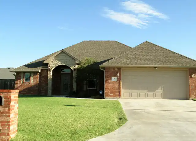 Property at 1207 Brandi Dr, Elgin, OK, 73538, 4 beds, 2 baths, [object Object]