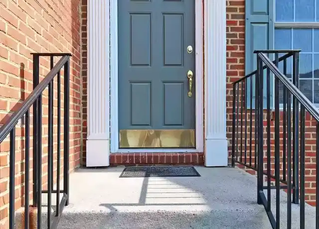 Property at 42912 Overly Sq, Chantilly, VA, 20152, 3 beds, 4 baths, [object Object]