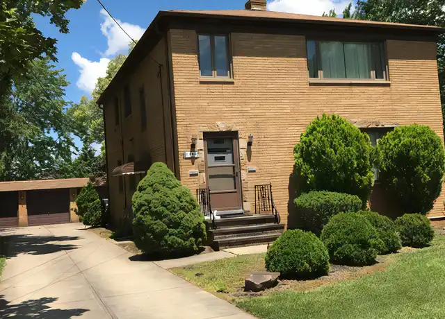 Property at 1440 Broadrock Ct, Cleveland, OH, 44134, 2 beds, 1 bath, [object Object]