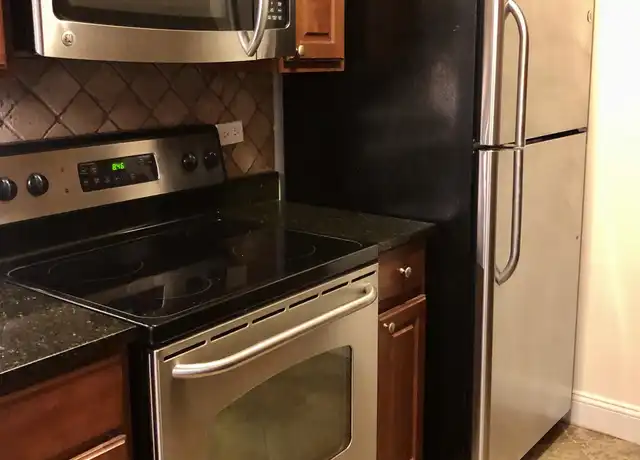 Property at 1957 S Euclid Ave, Oak Park, IL, 60304, 1 bed, 1 bath, [object Object]