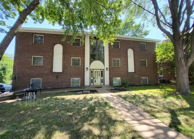 Property at 2624 Roseland Ter #11, St. Louis, MO, 63143, 2 beds, 1 bath, [object Object]