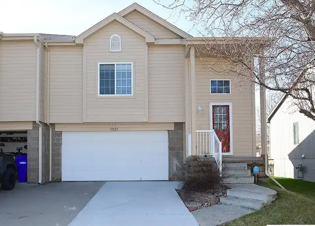Property at 18923 Anne St, Omaha, NE, 68135, 3 beds, 2 baths, [object Object]