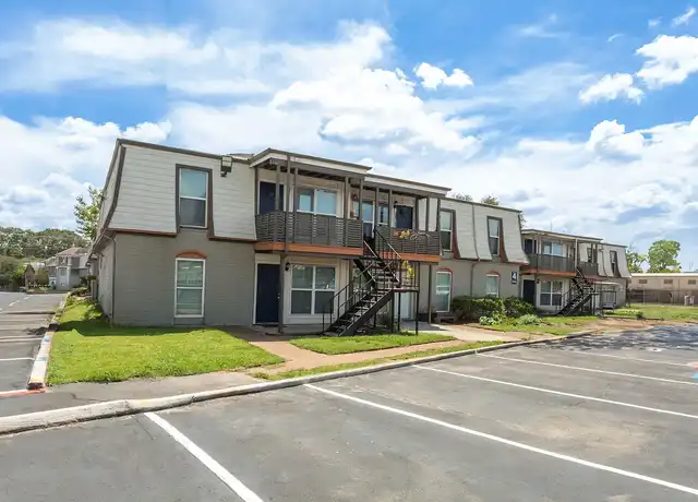 Property at Valencia at Spring Branch - 9550 Long Point Rd, Houston, TX, 77055, 1-3 bed, 1-2 bath, [object Object]