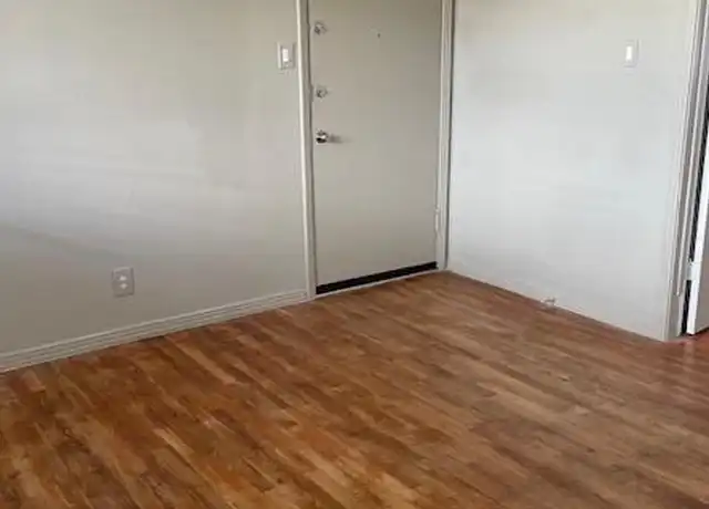 Property at 4311 Alabama St Unit 5, Houston, TX, 77027, 1 bed, 1 bath, [object Object]