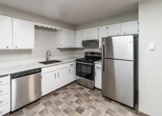 Property at 11414 E Mission Ave Unit B, Spokane Valley, WA, 99206, 2 beds, 1 bath, [object Object]