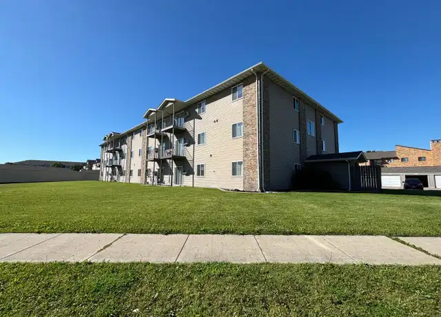 Property at 1802 40th St S Unit 301, Fargo, ND, 58103, 3 beds, 1 bath, [object Object]