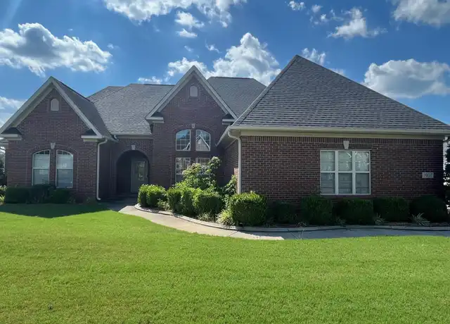 Property at 1907 Weatherly Cir SW, Decatur, AL, 35603, 5 beds, 5 baths, [object Object]