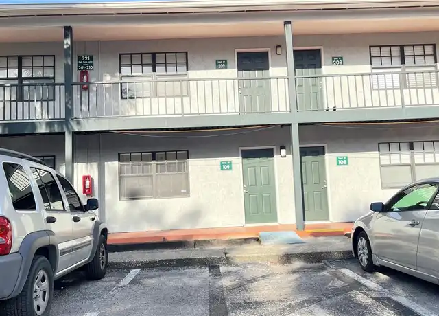 Property at 321 Oak Rose Ln #109, Tampa, FL, 33612, 1 bed, 1 bath, [object Object]