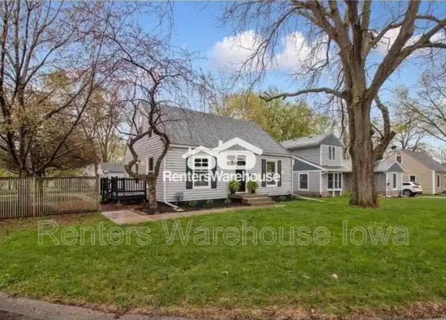 Property at 1805 57th Pl, Des Moines, IA, 50310, 3 beds, 1 bath, [object Object]