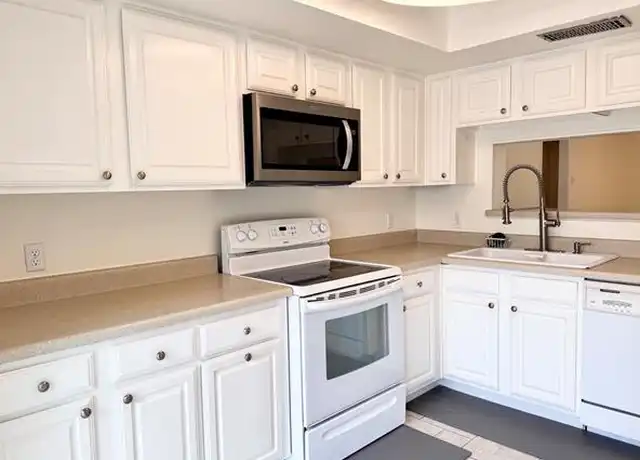 Property at 4511 N O Connor Rd #2147, Irving, TX, 75062, 2 beds, 2 baths, [object Object]