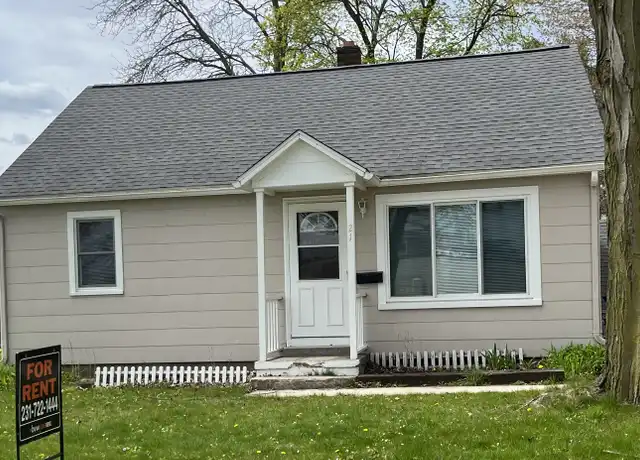 Property at 21 Gibson Ave, Fremont, MI, 49412, 2 beds, 1 bath, [object Object]