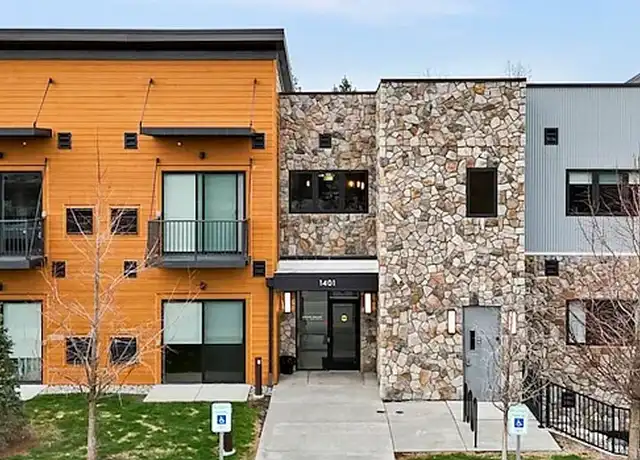 Property at Cedar Valley Luxury Apartments - 1401 S Rochester Rd, Rochester Hills, MI, 48307, 2-3 beds, 2 baths, [object Object]