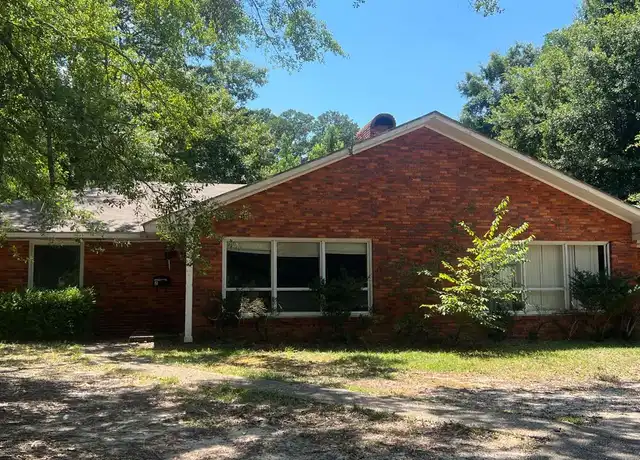 Property at 918 Robert St #2, Ruston, LA, 71270, 2 beds, 1.5 baths, [object Object]