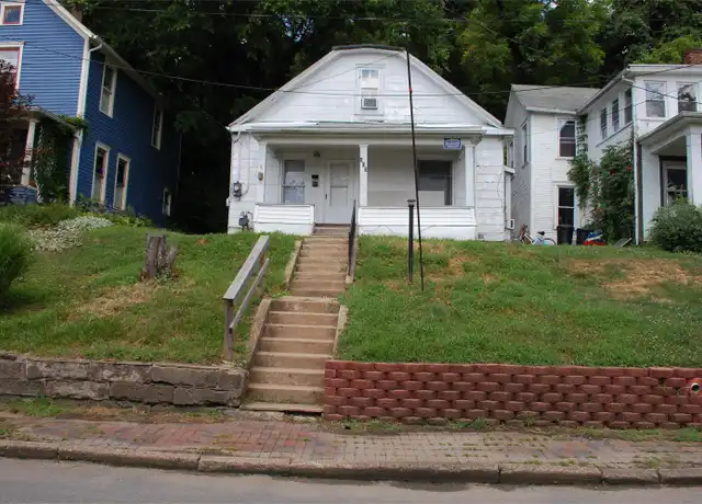 Property at 103 Franklin Ave, Athens, OH, 45701, 3 beds, 2 baths, [object Object]