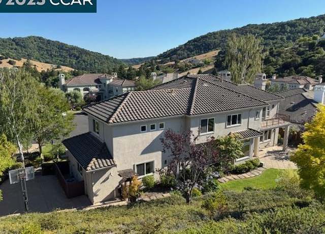 Photo of 2175 Sky View Ct, Moraga, CA 94556