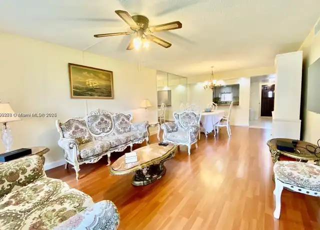 Property at 671 S Hollybrook Dr #104, Pembroke Pines, FL, 33025, 2 beds, 2 baths, [object Object]