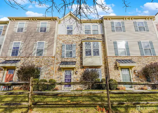 Property at 606 Bayside Ct, South Amboy, NJ, 08879, 3 beds, 2.5 baths, [object Object]