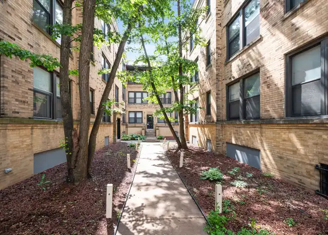 Property at 6152 S Doctor Martin Luther King Junior Dr Unit 6156-2C, Chicago, IL, 60637, 3 beds, 1 bath, [object Object]