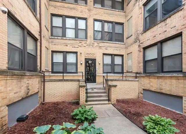 Property at 6152 S Doctor Martin Luther King Junior Dr Unit 6156-2C, Chicago, IL, 60637, 3 beds, 1 bath, [object Object]