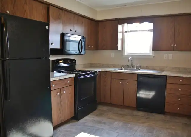 Property at 375 N Harrisburg St Unit A, Oberlin, PA, 17113, 2 beds, 1.5 baths, [object Object]