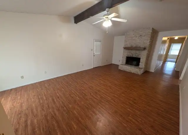 Property at 242 Craddock Ave, San Marcos, TX, 78666, 3 beds, 2 baths, [object Object]