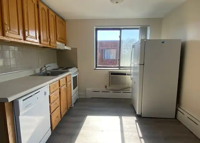 Property at 17 Chester St, Somerville, MA, 02144, 0 beds, 1 bath, [object Object]