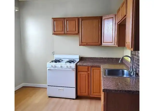 Property at 37 Morgan St Unit 4, New Bedford, MA, 02740, 1 bed, 1 bath, [object Object]