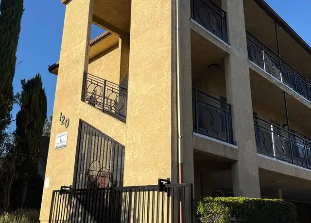 Property at 120 N Craig Ave Unit 5, Pasadena, CA, 91107, 2 beds, 1 bath, [object Object]