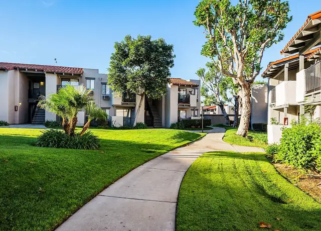 Photo of 25162 Charlinda Dr, Mission Viejo, CA 92691