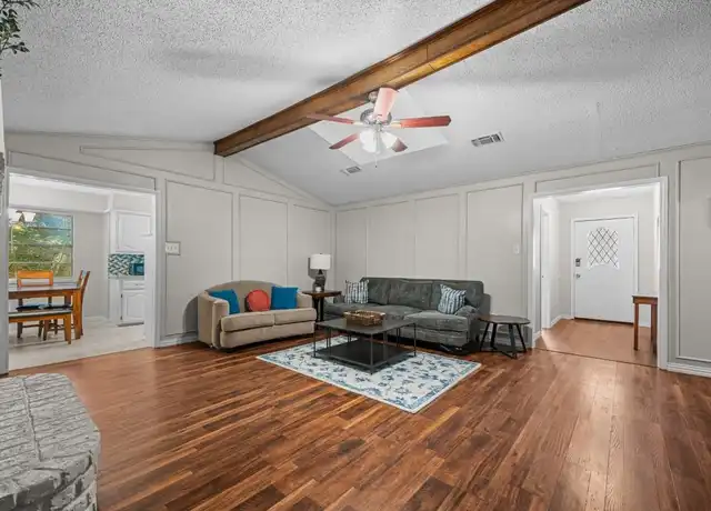 Property at 407 Shockley Ave Unit 1D, DeSoto, TX, 75115, 6 beds, 2 baths, [object Object]