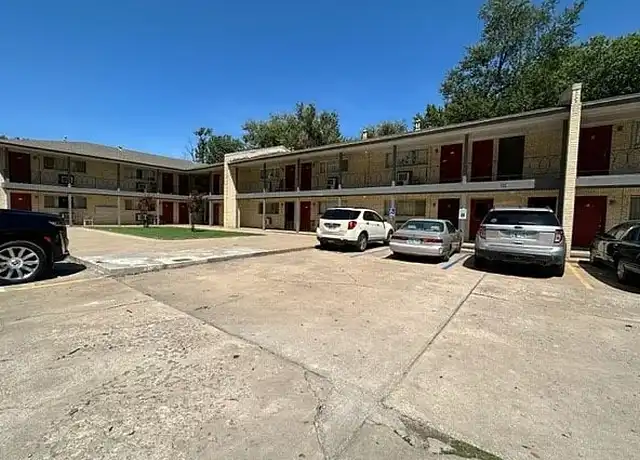 Property at Bali West Apartments - 1709 E 50th St, Tulsa, OK, 74105, 1 bed, 1 bath, [object Object]
