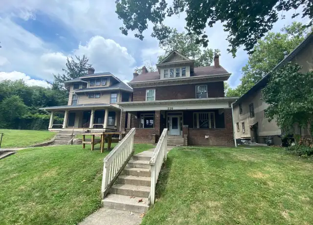Property at 236 E 18th Ave Unit 236, Columbus, OH, 43201, 7 beds, 2 baths, [object Object]