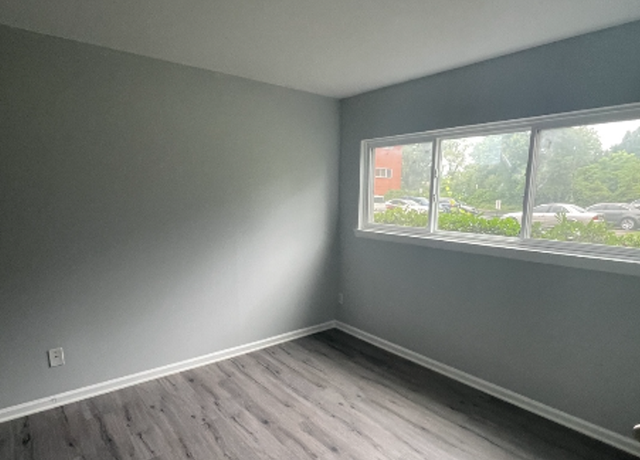 Photo of 310 Caroline Dr Unit 110, La Plata, MD 20646