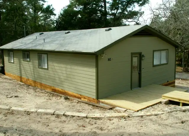 Property at 143 Old Piney Trl Unit B, Paige, TX, 78659, 3 beds, 1 bath, [object Object]
