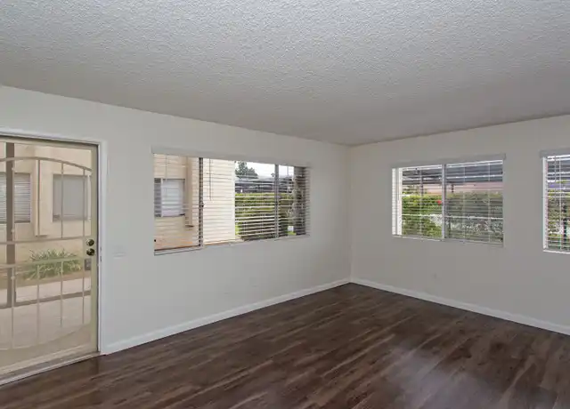Property at 250 W San Marcos Blvd Unit V, San Marcos, CA, 92069, 2 beds, 1 bath, [object Object]