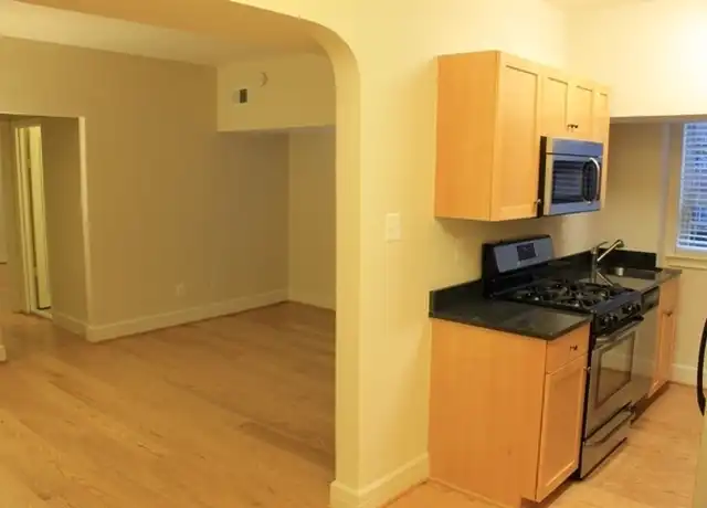 Property at 2745 29th St NW Unit B1, Washington, DC, 20008, 1 bed, 1 bath, [object Object]