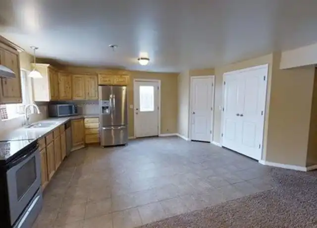 Property at 4000 E Mount Airey Dr, Eagle Mountain, UT, 84005, 2 beds, 1 bath, [object Object]