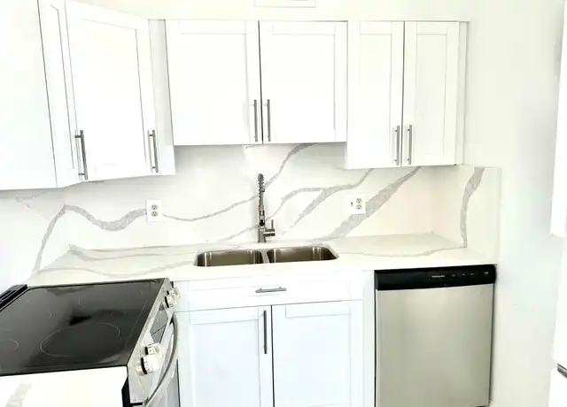 Property at 3080 Lake Osborne Dr #202, Lake Worth Beach, FL, 33461, 2 beds, 1 bath, [object Object]