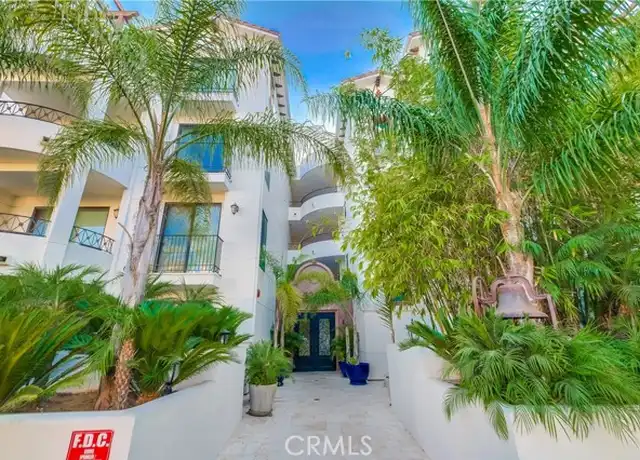 Property at 5253 Vantage Ave #105, Valley Village, CA, 91607, 4 beds, 2 baths, [object Object]
