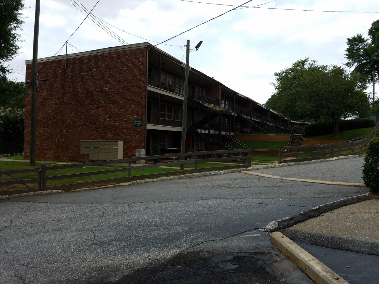 Hillcrest Apartments 642 Allgood Rd NE, Marietta, GA 30060 Redfin