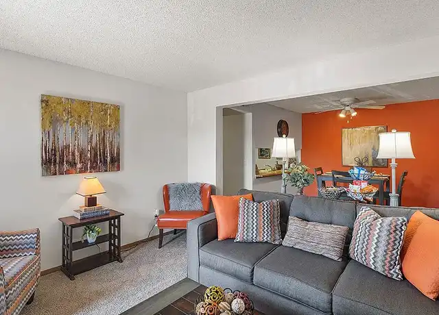 Property at The Retreat at Woodridge Apartments - 13245 W 87th Ter, Lenexa, KS, 66215, 1-2 bed, 1 bath, [object Object]