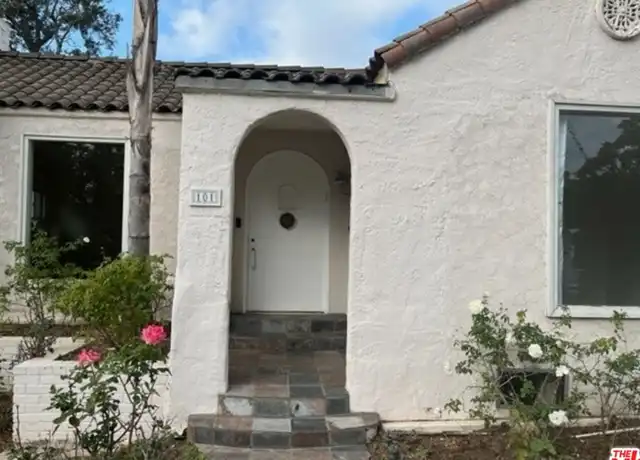Property at 101 N La Peer Dr, Los Angeles, CA, 90048, 3 beds, 2 baths, [object Object]