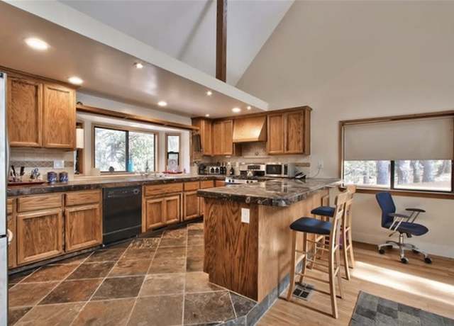 Photo of 6252 Pine Needle Ln, Placerville, CA 95667